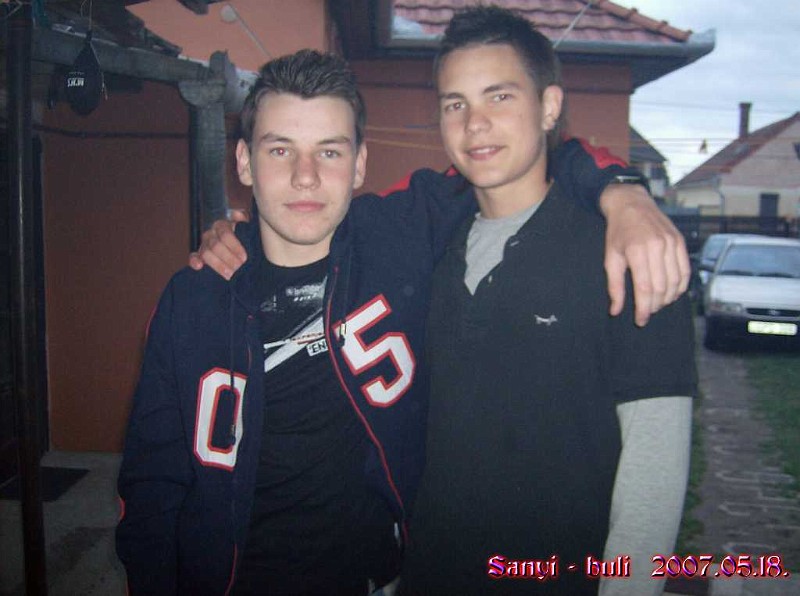 Sanci.Party.05.jpg